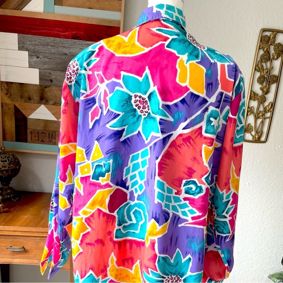 80s S.G. Sport Bright Floral Oversized Button Down Blouse - Picture 7 of 8